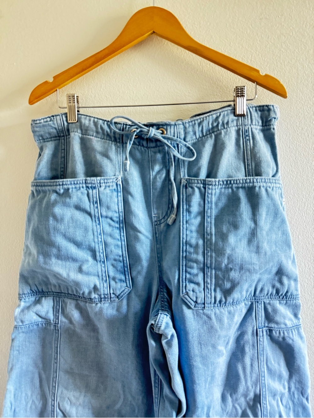 Free People We The Free Silverton Pull On Barrel Jeans size Medium - Picture 5 of 10